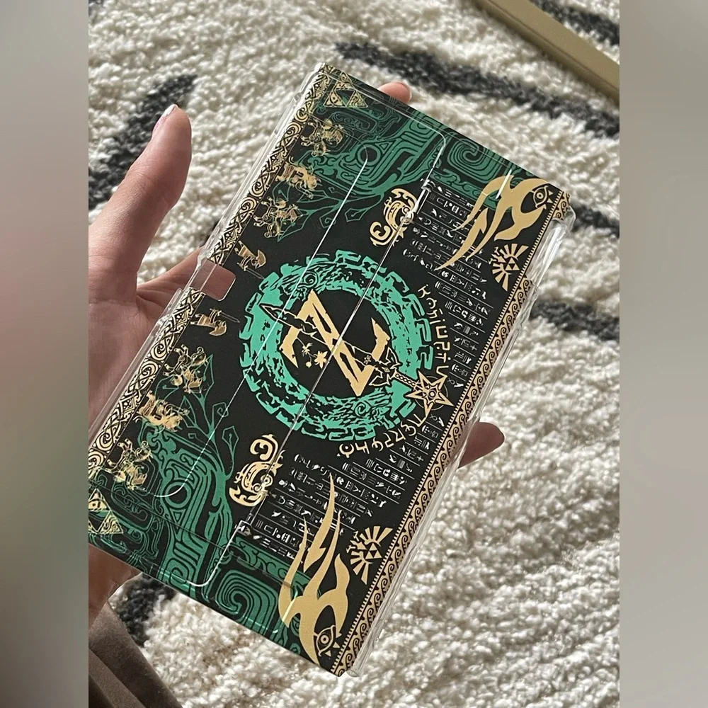 TOTK Zelda-Themed Nintendo Switch Case & Controller Skin